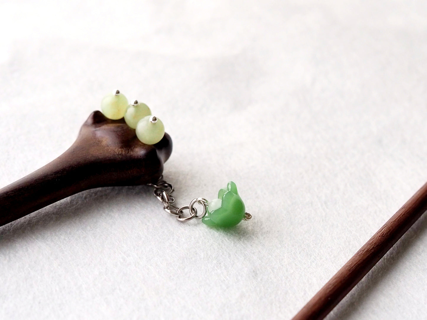 Chinese Cat Paw Jade Hair Pin, handcarved Hair Stick, Cute Cat Hairpin, Flower Jade, bead, Elegant Hair jewelry