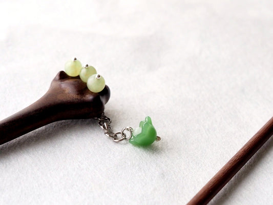 Chinese Cat Paw Jade Hair Pin, handcarved Hair Stick, Cute Cat Hairpin, Flower Jade, bead, Elegant Hair jewelry